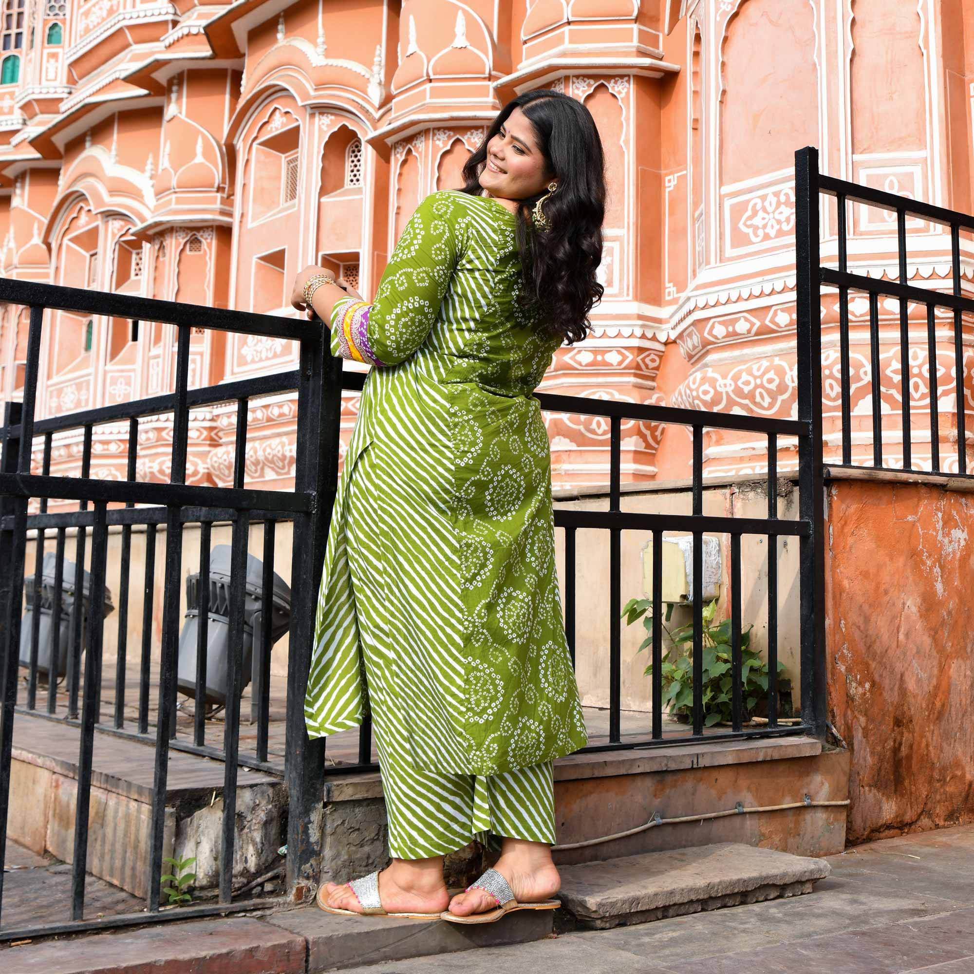 Saanjh - Green Bandhani Cotton Gota Kurta